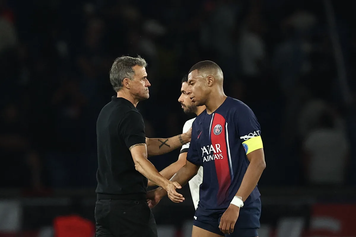 ‘Todo es posible en la vida’ – Luis Enrique insinúa la posibilidad de que Mbappé sea enviado al banquillo ante el Marsella

 ZPMODE MAGAZINE