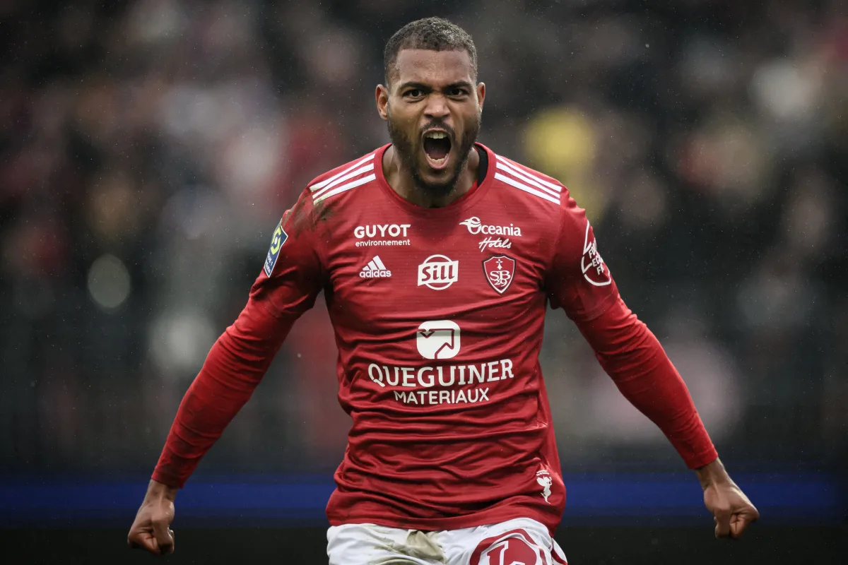 Oficial | Steve Mounié deja el Brest para fichar por el Augsburgo

 ZPMODE MAGAZINE